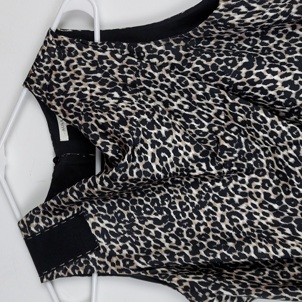 Paule Ka Sleeveless Blouse - Picture 3 of 4